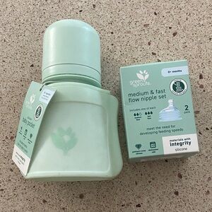 Green Sprouts Baby Bottle and Nipple Set - Green